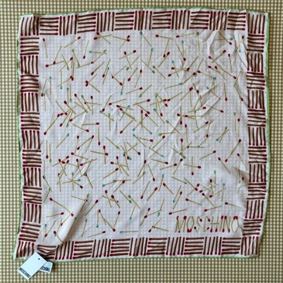 MOSCHINO Handkerchief Neckerchief Vintage silk Small scarf 20” matches print.NWT
